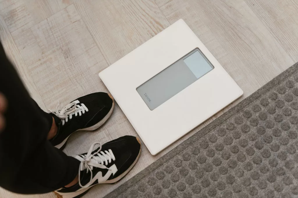 photo of a scale for measuring weight